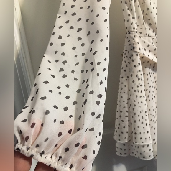 White and Black Spotted Romper. - Picture 2 of 16